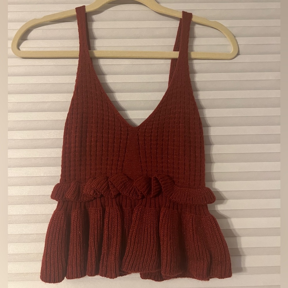 Crochet knot peplum crop top